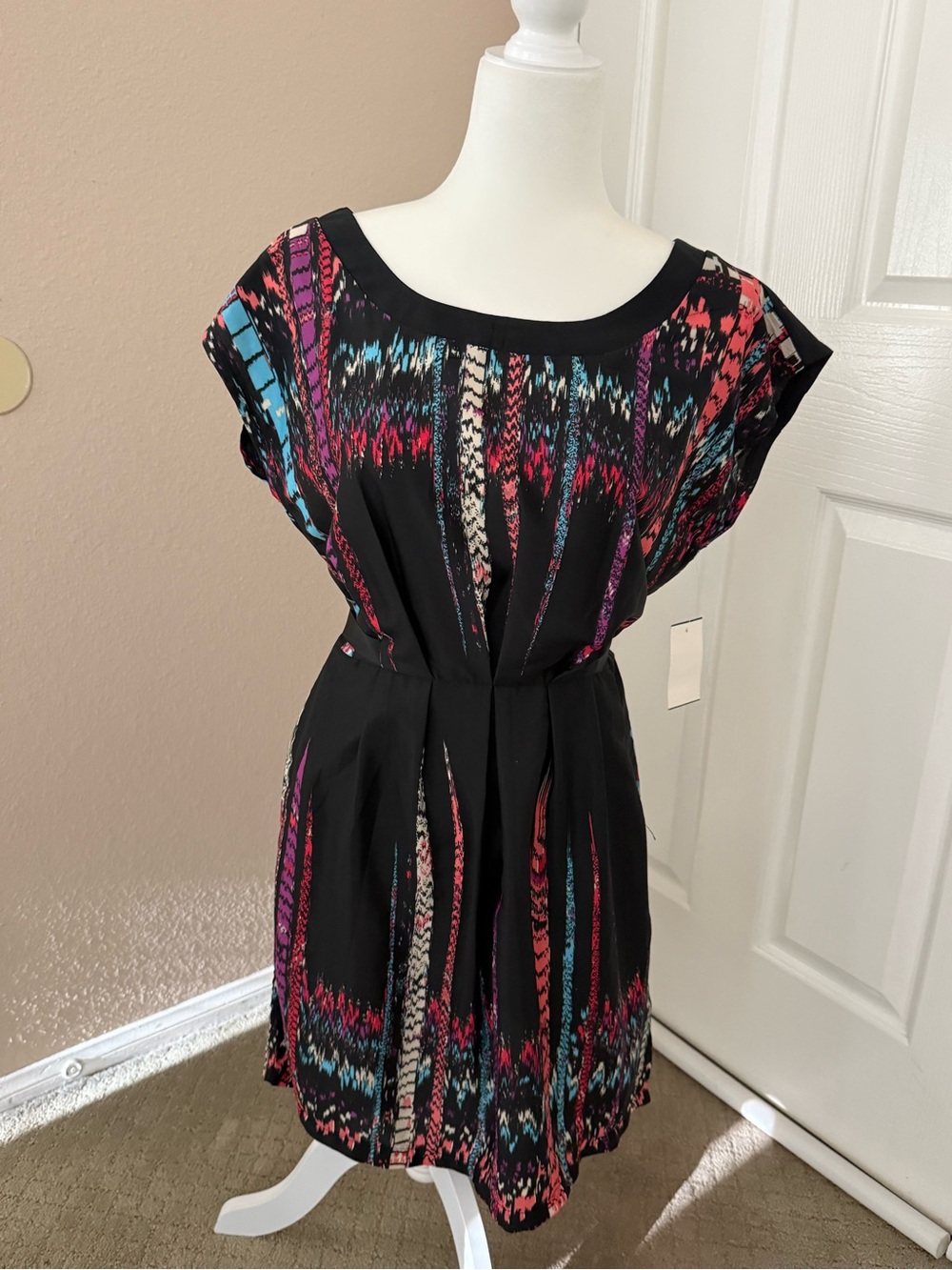 Black Multicolor Printed Cap-Sleeve Dress